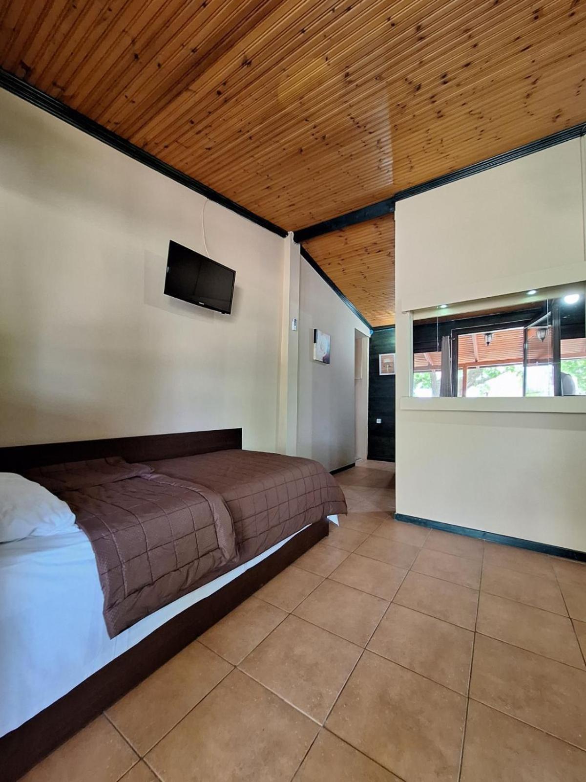Platanes Apartments Skála Marión Zimmer foto